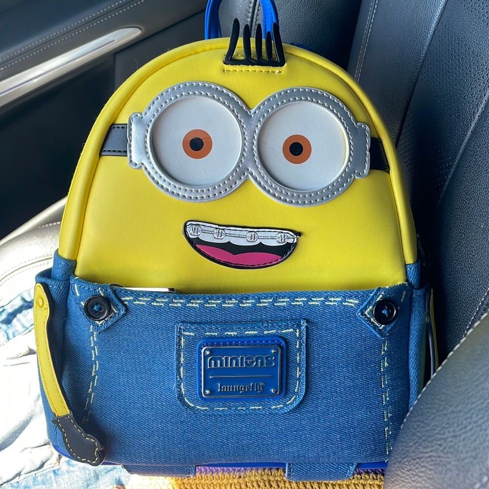 Loungefly minion Otto backpack from universal studio